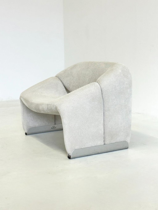 Artifort Groovy F598 M-Chair by Pierre Paulin in white taupe