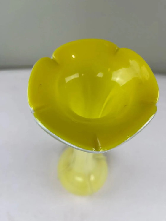 Yellow corolla vase – Crystal, Glass, Retro (photo 3 of 8)
