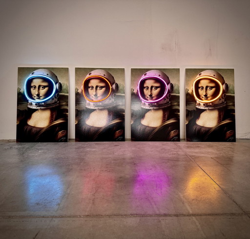 Lámpara LED de pared PopArt con diseño de astronauta Gioconda de LedMansion