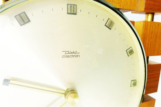 Image 1 of Vintage wandklok, teakhout en messing, Diehl Duitsland, Space Age design, Deens design.