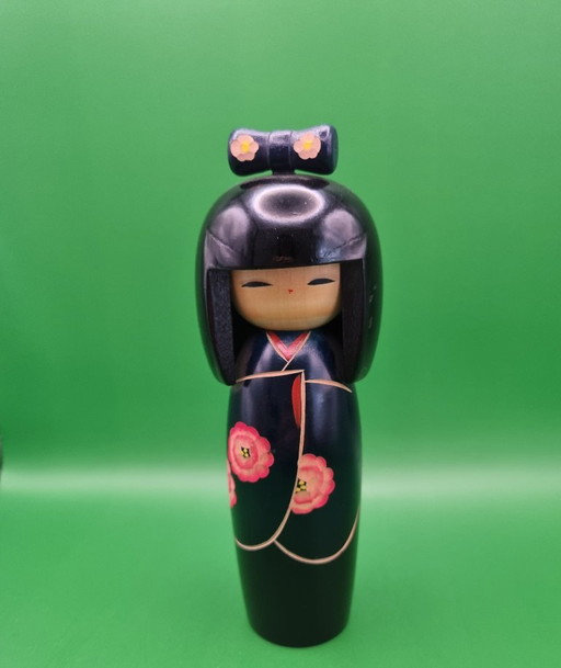 Mooie Aika (AO) Kokeshi van Artforum