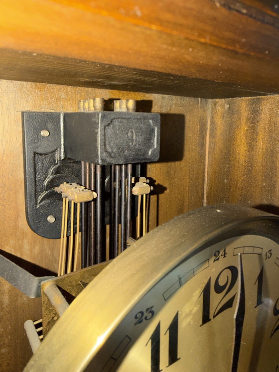 Image 1 of Antieke wandklok meerstemmig slagwerk uitmuntende conditie 