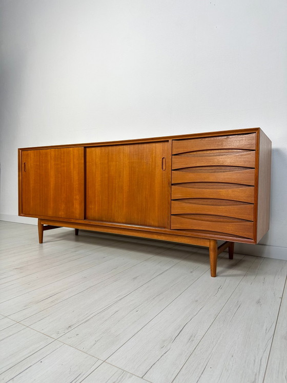 Image 1 of 1960S VINTAGE DANISH MID-CENTURY TEAK SIDEBOARD ‘OS29’ BY ARNE VODDER FOR SIBAST