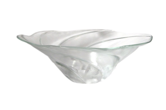 Schale im Art-Deco-Stil aus leicht trübem Pressglas, gedrehte Form, 35 x 12 cm – Tischdekoration (photo 6 of 6)