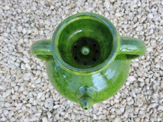 Image 1 of Brocca per l'acqua in terracotta smaltata verde, proveniente dal sud della Francia, anni '50.