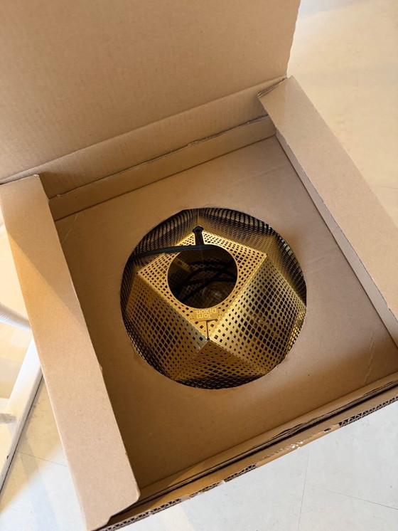 Image 1 of 2 lampes suspendues gravées Tom Dixon