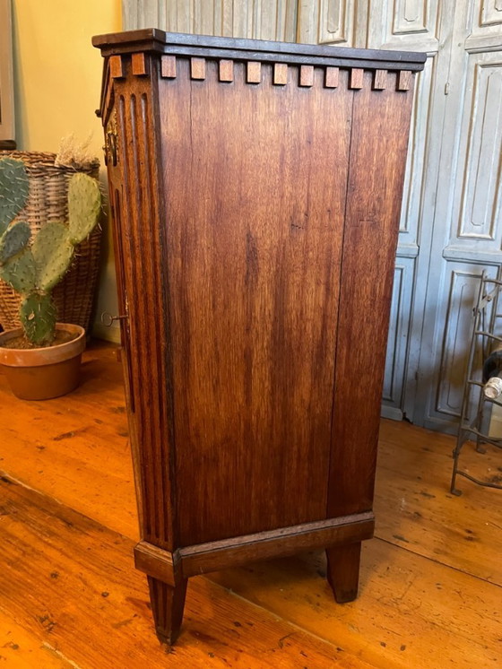 Image 1 of Niederländische antike Eichenkommode