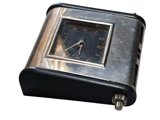 Art Deco bakelite & Chrome alarm clock calendar.