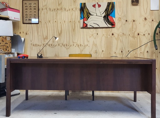 Scandinavian (?) desk