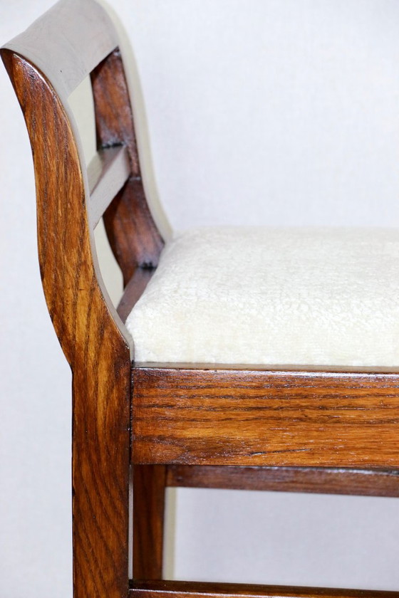 Stool Seat White-Cream Velvet Fabric Oak Art Deco – Axel Concept, Wood (photo 2 of 6)