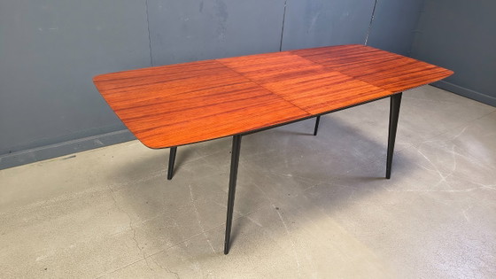 Image 1 of Uitschuifbare eettafel van Alfred Hendrickx voor Belform, jaren 1950.