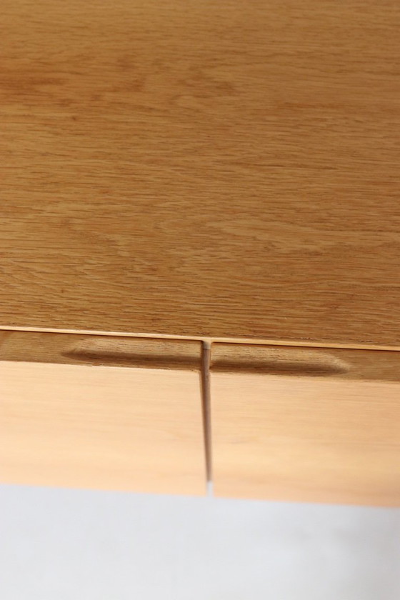 Image 1 of Buffet vintage en chêne, meuble de style danois, style rétro