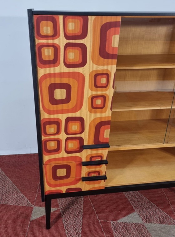 Image 1 of Vintage vitrinekast jaren 70