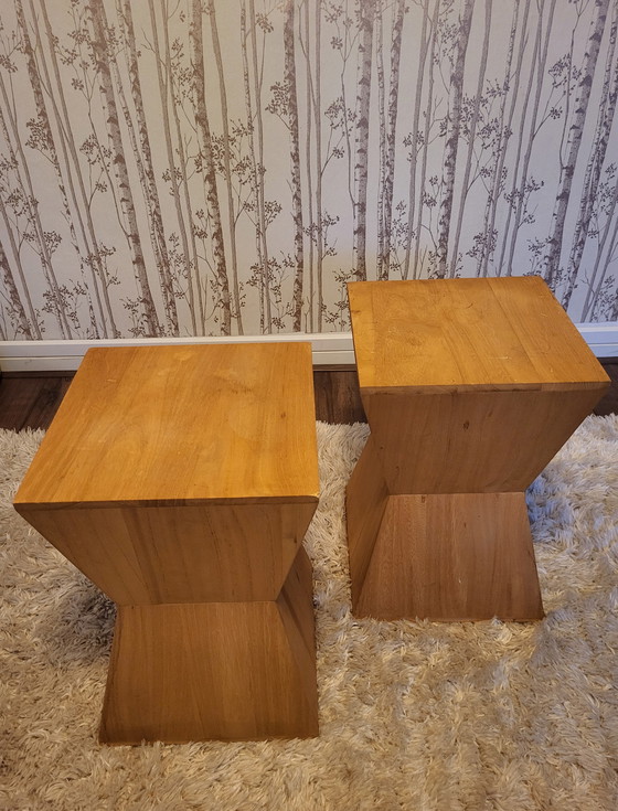 Image 1 of Ensemble géométrique de tables et tabourets en bois des années 70.
