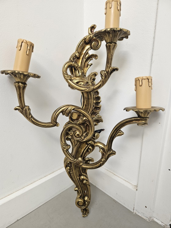 Coppia di esclusive lampade da parete in bronzo in stile Luigi XV, a 3 luci – Applique, Bronze (photo 5 of 14)