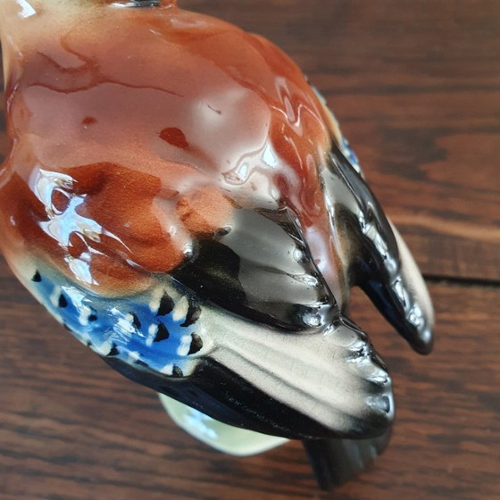 Image 1 of Figurine d'oiseau en céramique représentant un geai, 15 cm