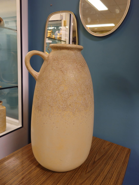 Image 1 of Vaso da pavimento vintage della Germania Ovest, vaso a forma di orecchio, beige