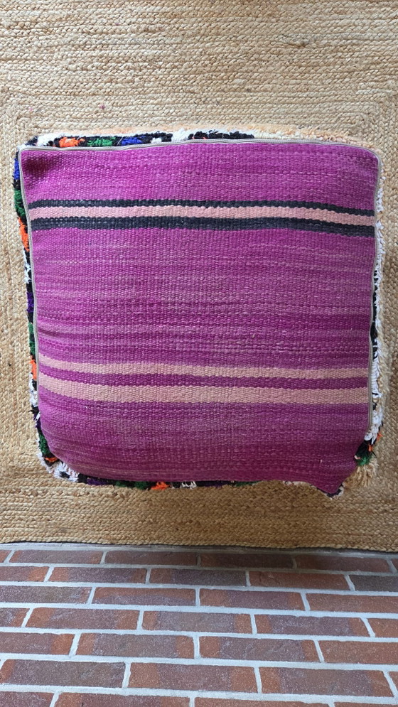 Pouf berbère Kelim vintage – Poufs & repose-pieds, Wool (photo 6 of 6)