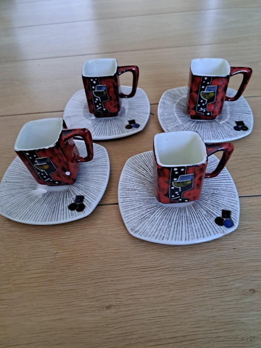 set of 4 vintage Cemas espresso cups with saucers
