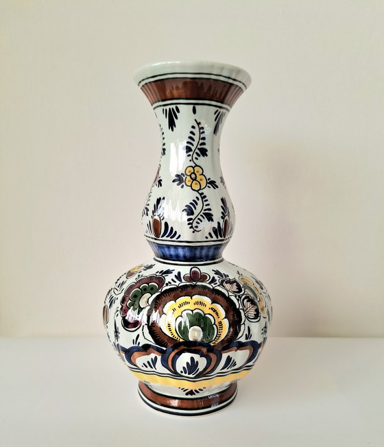 Image 1 of Coppia di vasi con pomoli policromi Delftware - 100% dipinti a mano - 27 cm