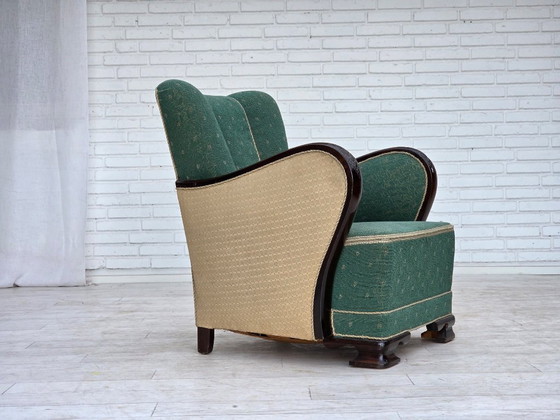Image 1 of Deense fauteuil uit de jaren 60, bekleed met groene en beige meubelwol.