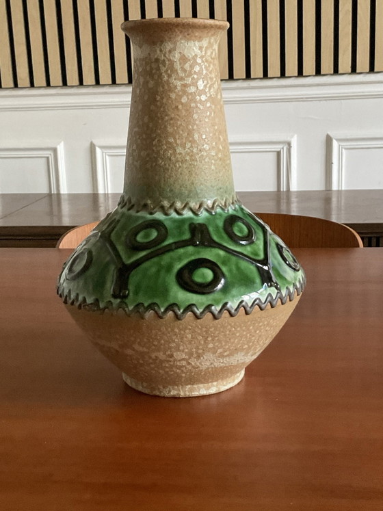 Smaragdgrüne emaillierte Keramik-Krugvase, Gläser & Karaffe (Foto 13 von 15)