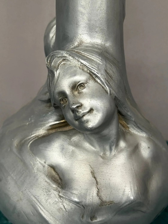 Miss Sibeud. Large Art Nouveau vase. – Metal (photo 6 of 7)