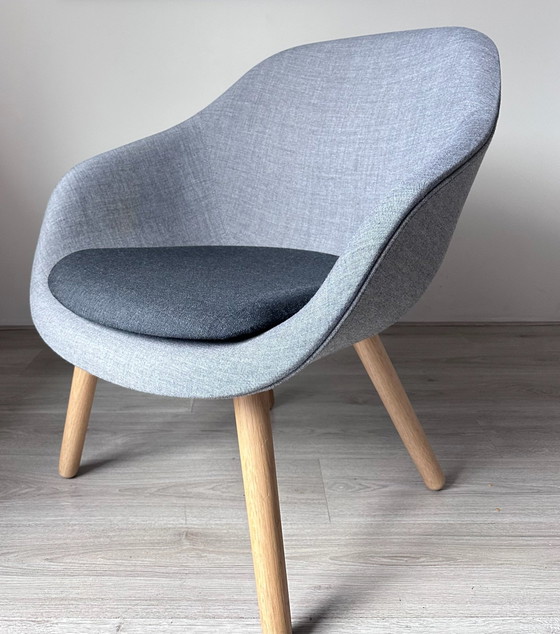 Hay Aal 82 Design Sessel – Holz, Stoff (photo 4 of 8)