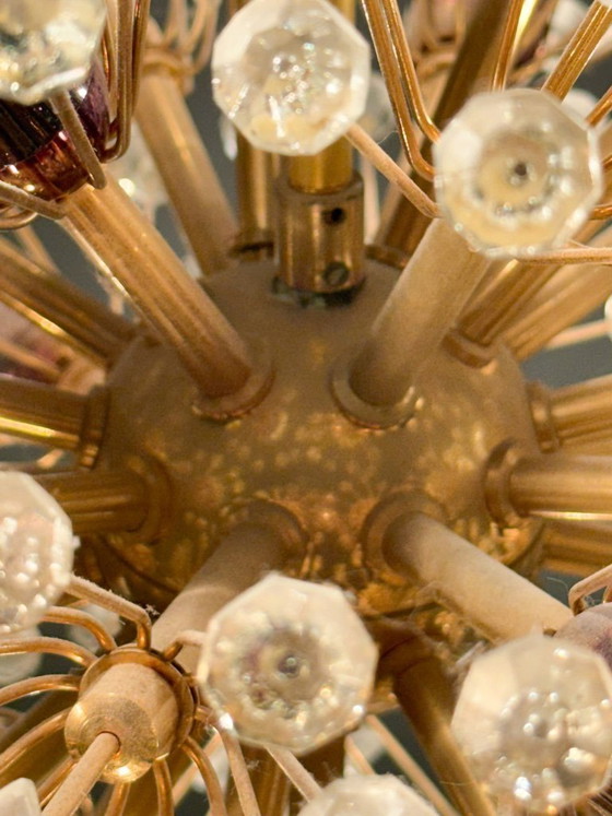 Image 1 of Lámpara de araña Snowball/Sputnik de latón, diseñada por Emil Stejnar, Austria, década de 1960.