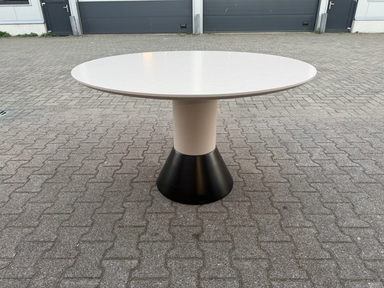 Arco Balance Dune – Mesas de comedor, Metal, Madera (photo 7 of 11)