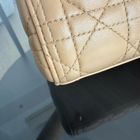 Image 1 of DIOR LADY MEDIUM - PELLE DI AGNELLO CANNAGE BEIGE MARRONE CINTURINO CON FINITURE ORO