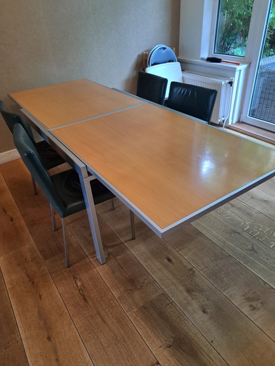 Image 1 of Extendable dining table