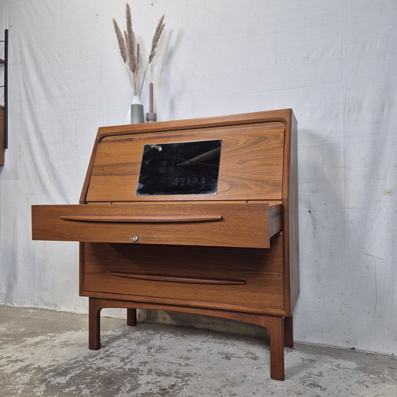 Image 1 of Bernhard Pedersen & Søn, vintage Deense secretaire, kaptafel