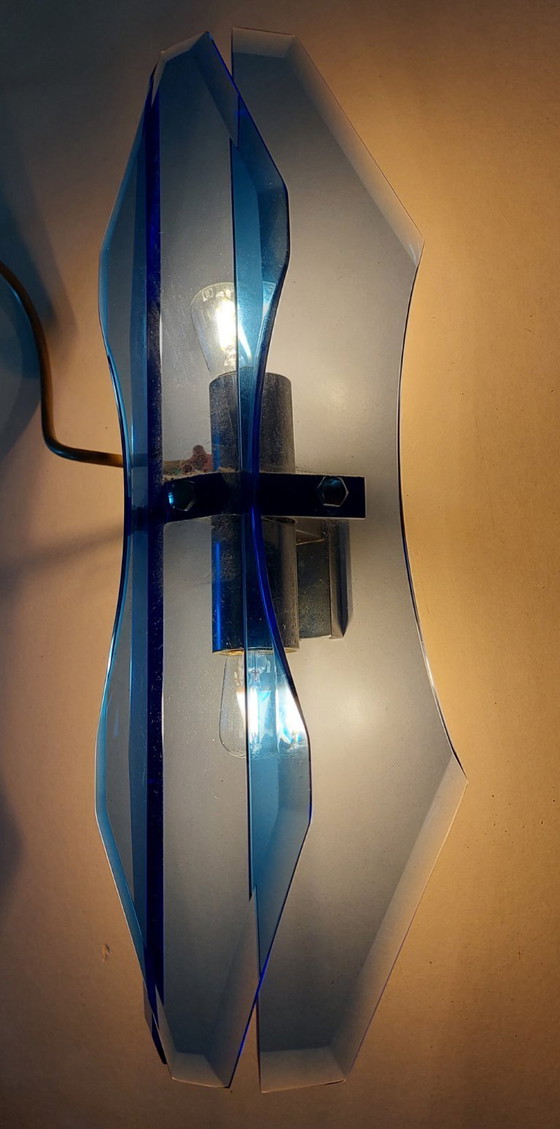 Image 1 of Set van 2 blauwe glazen wandlampen in Italiaanse mid-century stijl van Veca