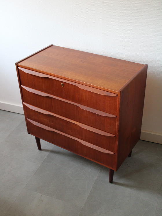 Image 1 of Cassettiera danese vintage in teak