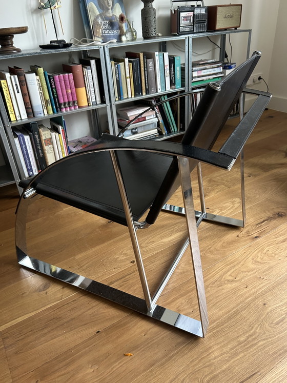 Image 1 of 2x chroom zwart leren stoelen in Brno-stijl (Mies van der Rohe)
