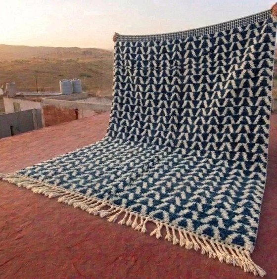 Alfombra bereber marroquí azul y crudo 300x200 cm – patrón geométrico – Lana, Algodón, Bohemian (photo 7 of 9)