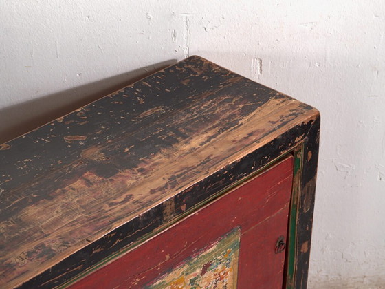 Credenza antica dipinta in legno di pino – Cina, circa 1930 – Credenze con vetrina (photo 11 of 40)