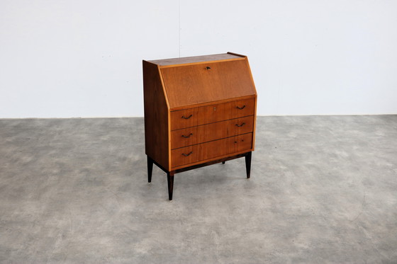 Image 1 of Segretaria svedese vintage in teak