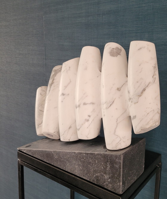 Image 1 of Skulptur Cararra-Marmor