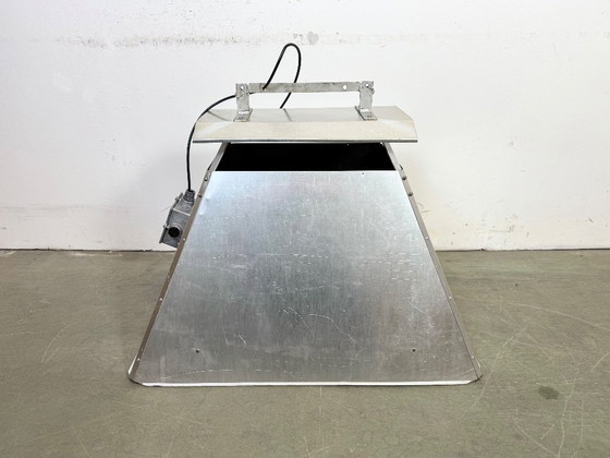 Image 1 of Grande lampada a sospensione industriale in argento di Elektrosvit, anni '70