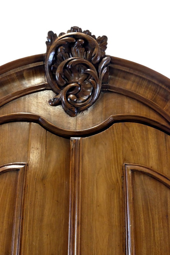 Image 1 of Cabinet de style Louis XV, milieu du XVIIIe siècle.