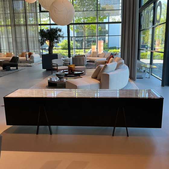 Image 1 of Consola de caballete Minotti