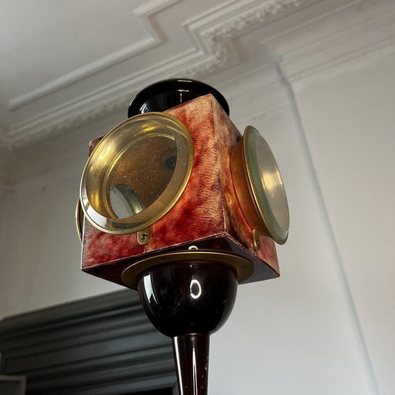 Oiseau Vloerlamp in gelakt rood geitenperkament van Aldo Tura, Italië, jaren 50 – Vloerlampen, Wood, Design (photo 7 of 19)