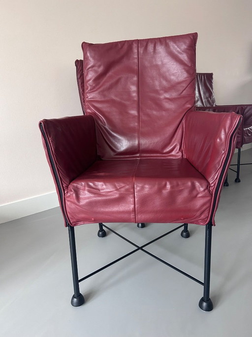4 fauteuils en cuir bordeaux Montis Chaplin
