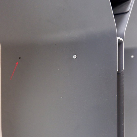 Image 1 of Wandregal aus Metall in Wabenform – ALBURY Design