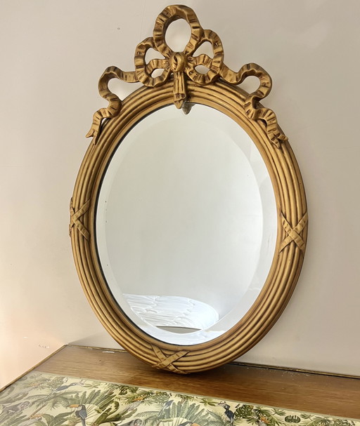 Espejo redondo antiguo con cresta 67x48cm