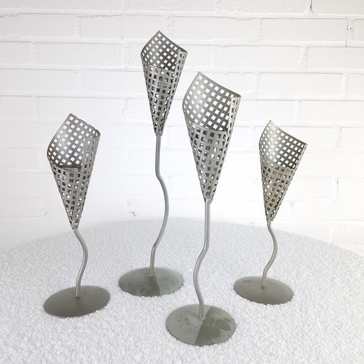 4 Vintage-Kerzenständer Memphis Milano, graues Metall, 80er Jahre