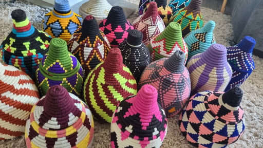 Woolen decorative baskets, storage baskets in various colors