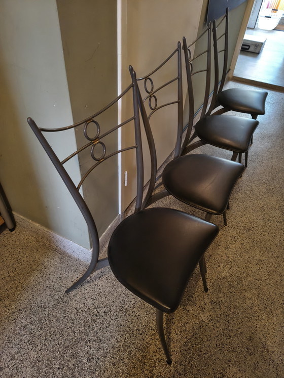 4 Belle Sedie da pranzo – Metal, Skai (photo 2 of 8)